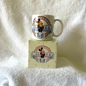 DISNEY Vintage Mickey Mouse 60th birthday collector's mug/cup New in box